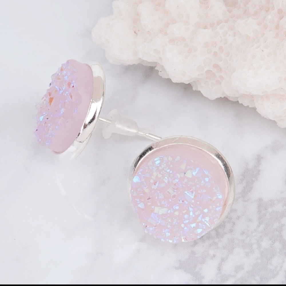 ✨New Light Pink Druzzy Earrings✨